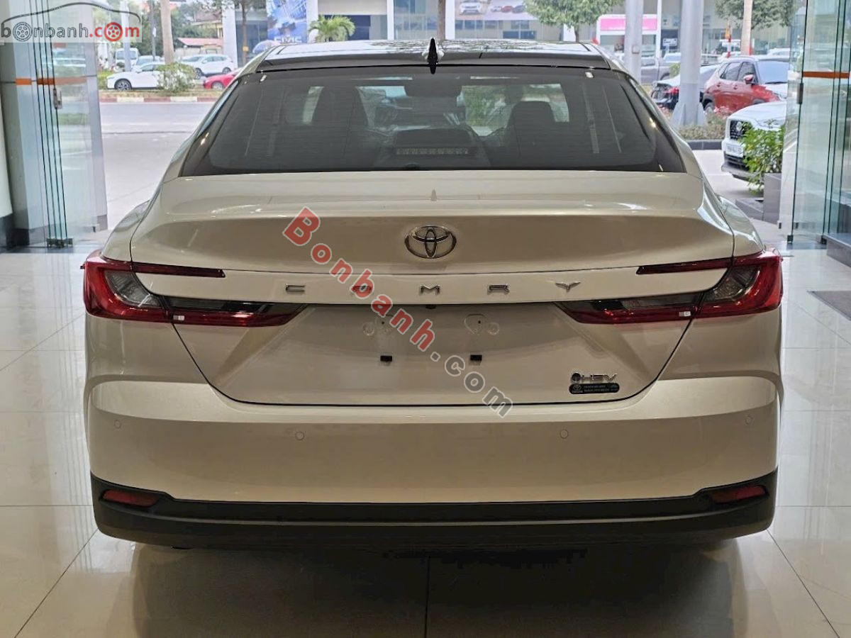 Bán ô tô Toyota Camry 2.5 HEV Top - 2026 - xe mới