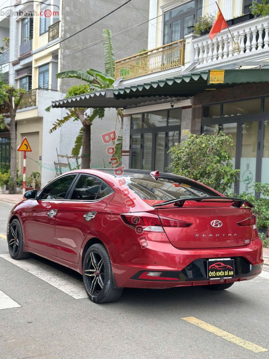 Bán ô tô Hyundai Elantra 1.6 AT - 2019 - xe cũ