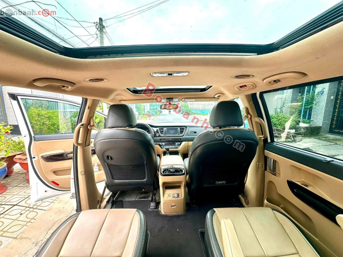 Bán ô tô Kia Sedona 2.2 DAT Luxury - 2020 - xe cũ