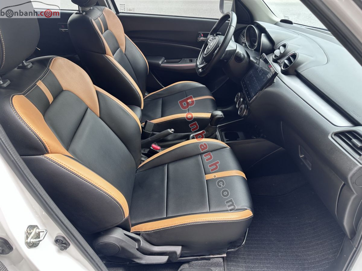 Bán ô tô Suzuki Swift GLX 1.2 AT - 2021 - xe cũ