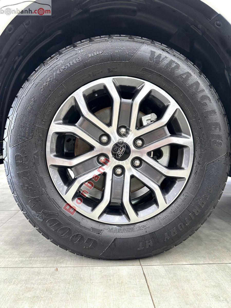 Bán ô tô Ford Everest Ambiente 2.0L 4x2 AT - 2025 - xe cũ