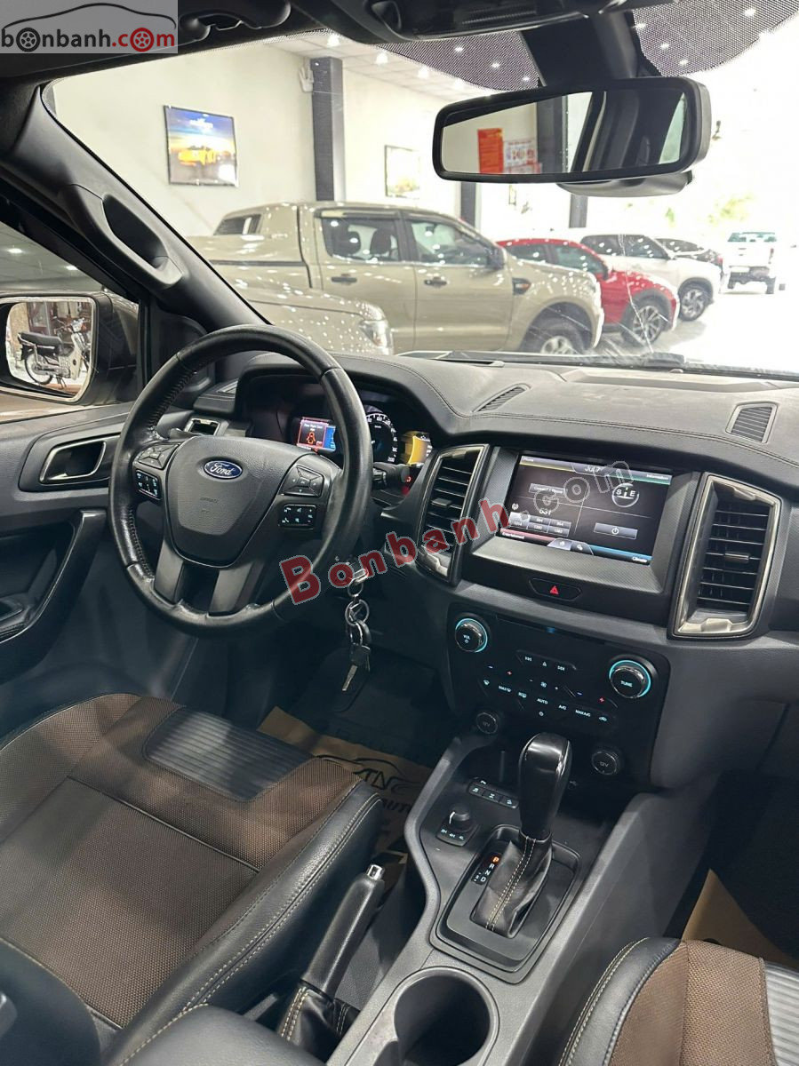 Bán ô tô Ford Ranger Wildtrak 3.2L 4x4 AT - 2015 - xe cũ