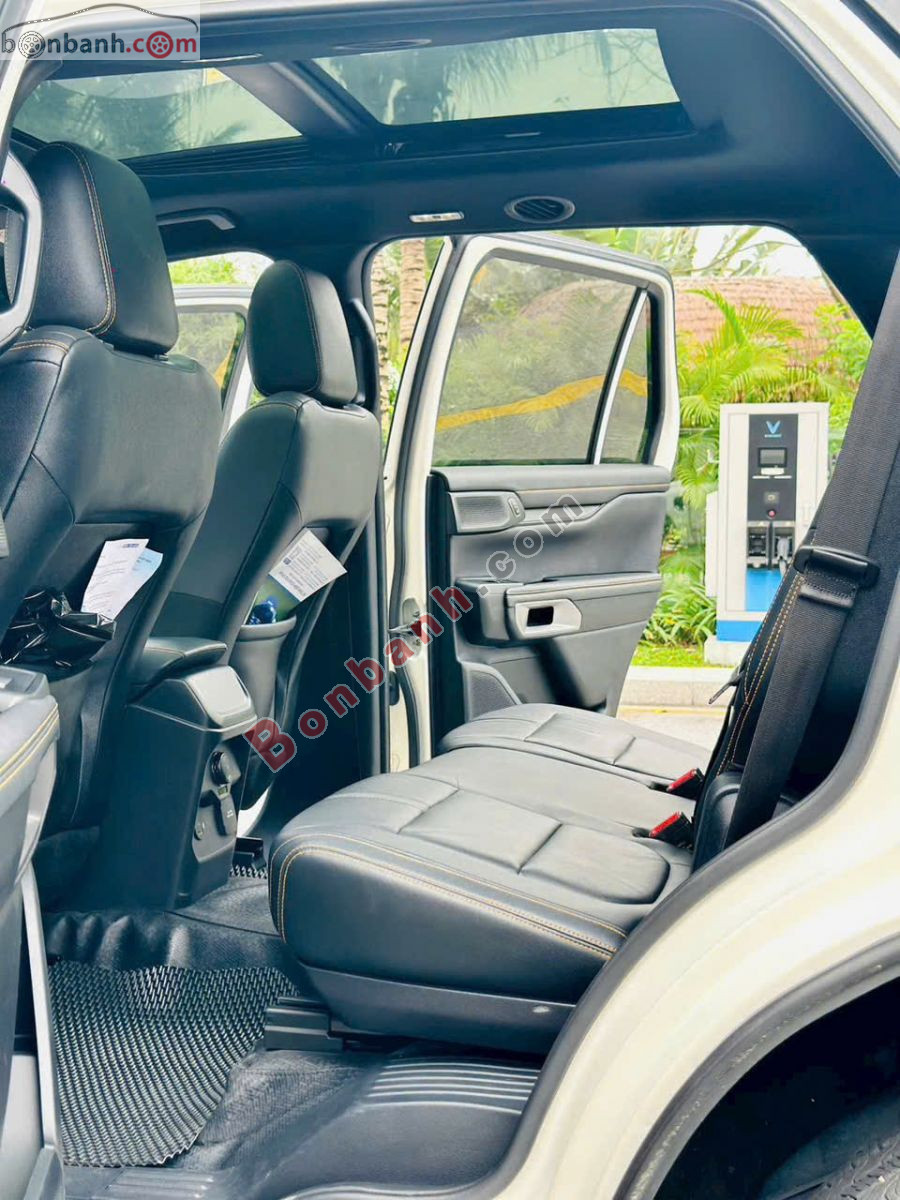 Bán ô tô Ford Everest Wildtrak 2.0L 4x4 AT - 2023 - xe cũ