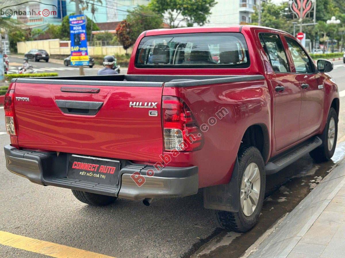 Bán ô tô Toyota Hilux 2.4E 4x2 AT - 2019 - xe cũ