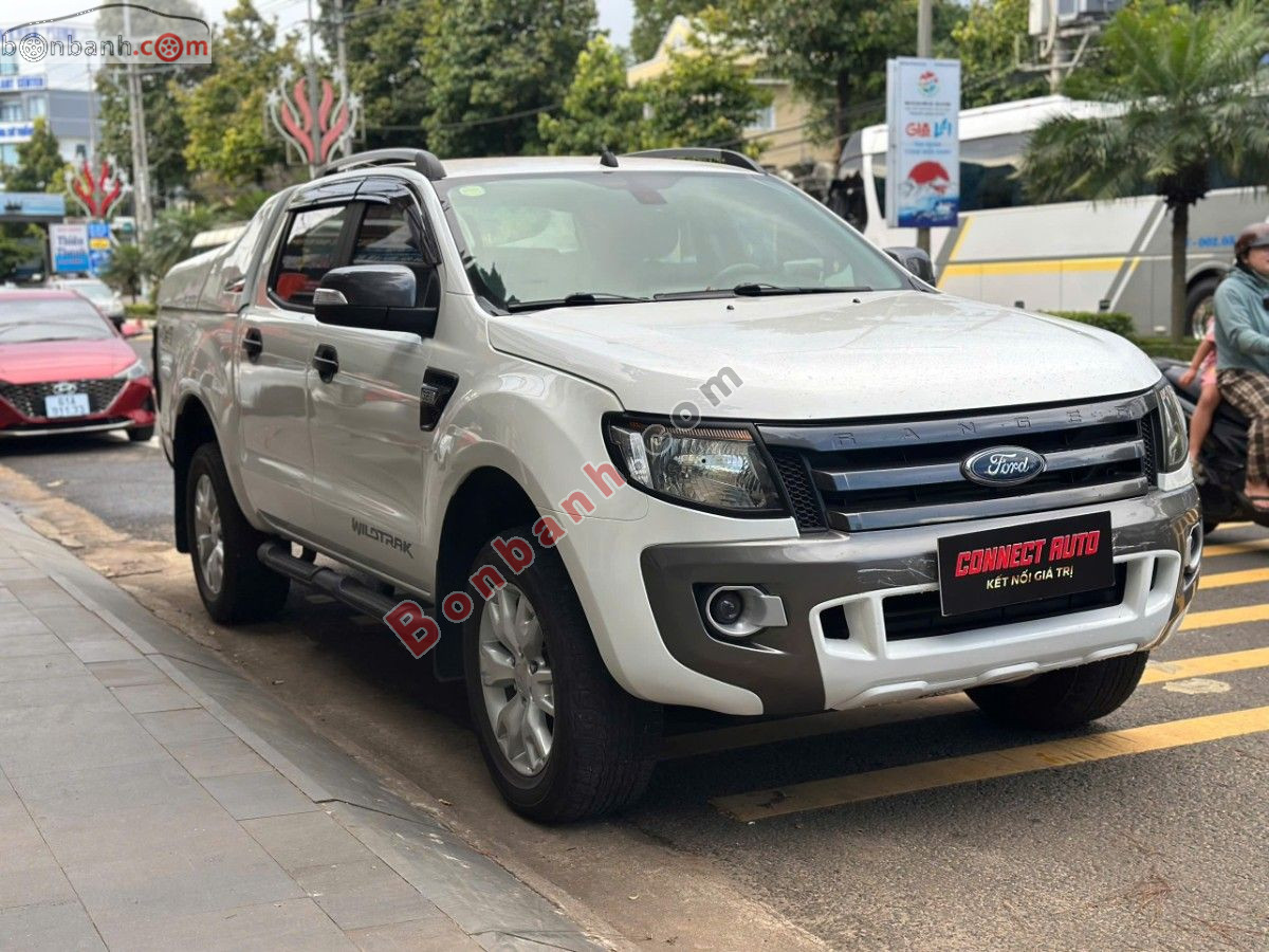 Bán ô tô Ford Ranger Wildtrak 3.2L 4x4 AT - 2015 - xe cũ
