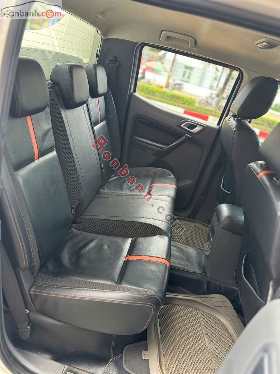 Bán ô tô Ford Ranger Wildtrak 3.2L 4x4 AT - 2015 - xe cũ