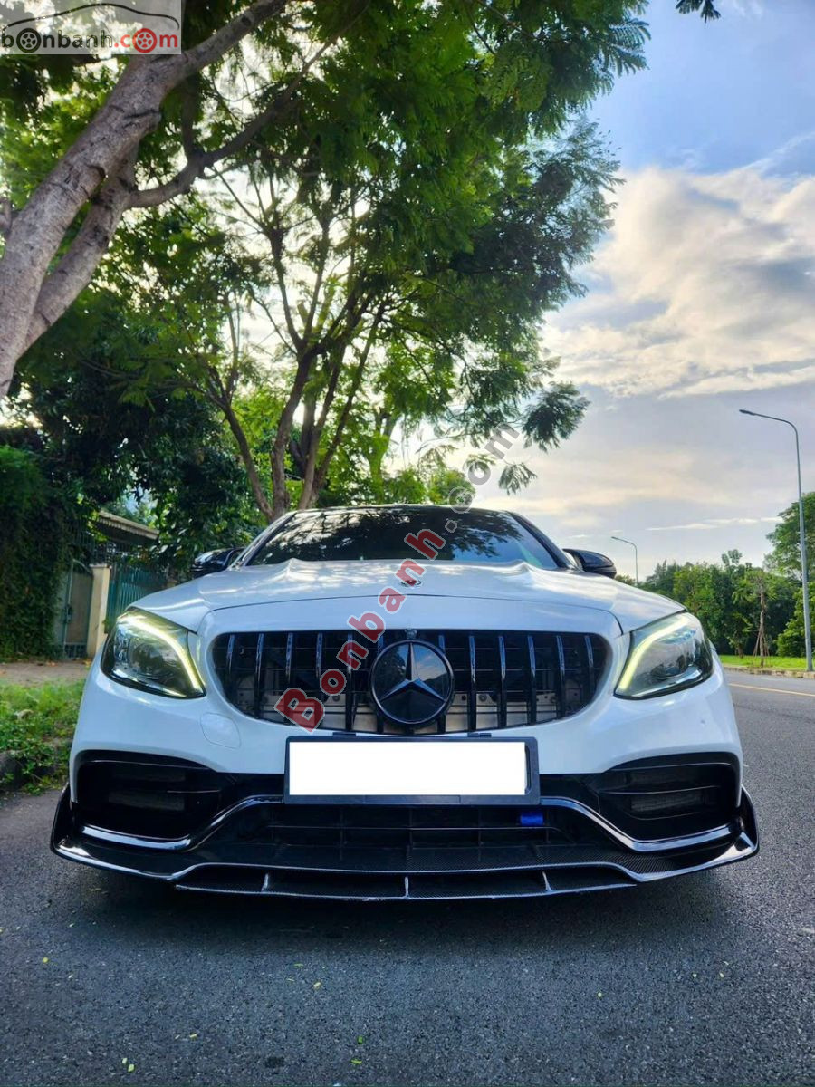 Bán ô tô Mercedes Benz C class C300 AMG - 2021 - xe cũ