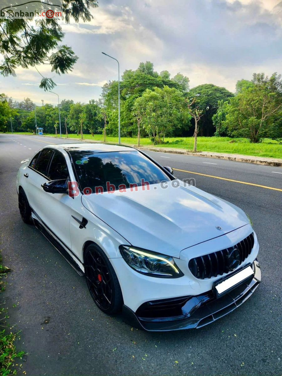 Bán ô tô Mercedes Benz C class C300 AMG - 2021 - xe cũ