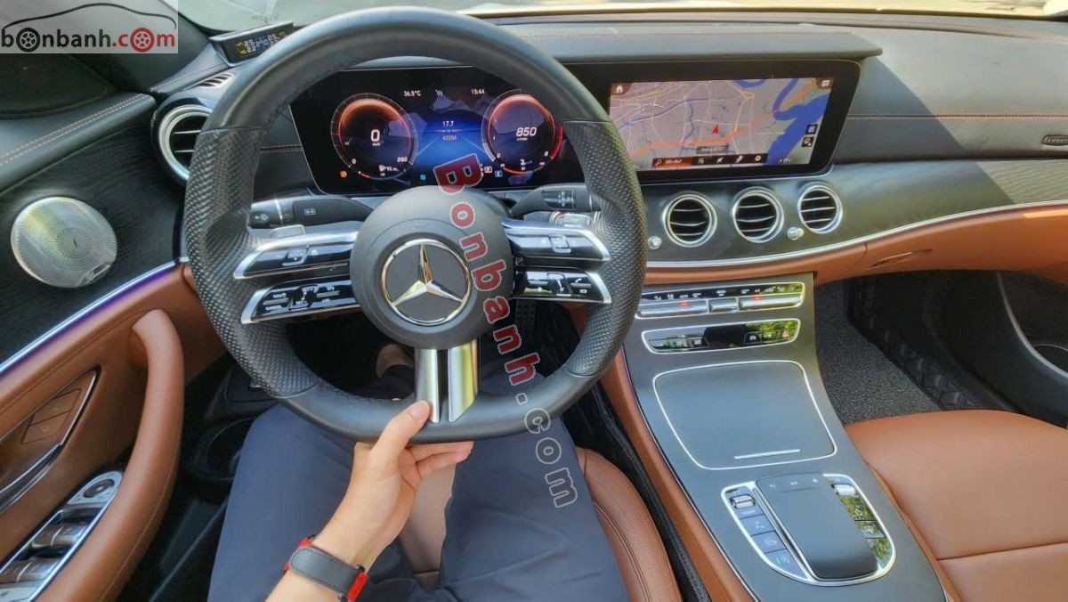 Bán ô tô Mercedes Benz E class E300 AMG - 2022 - xe cũ