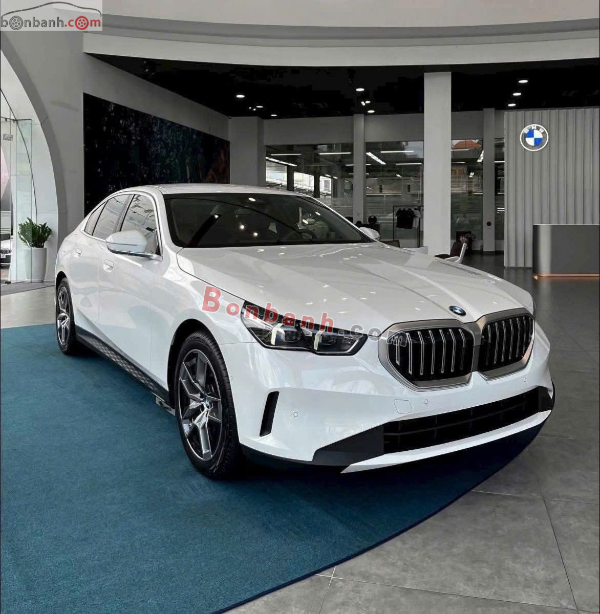 Bán ô tô BMW 5 Series 520i Premium - 2026 - xe mới