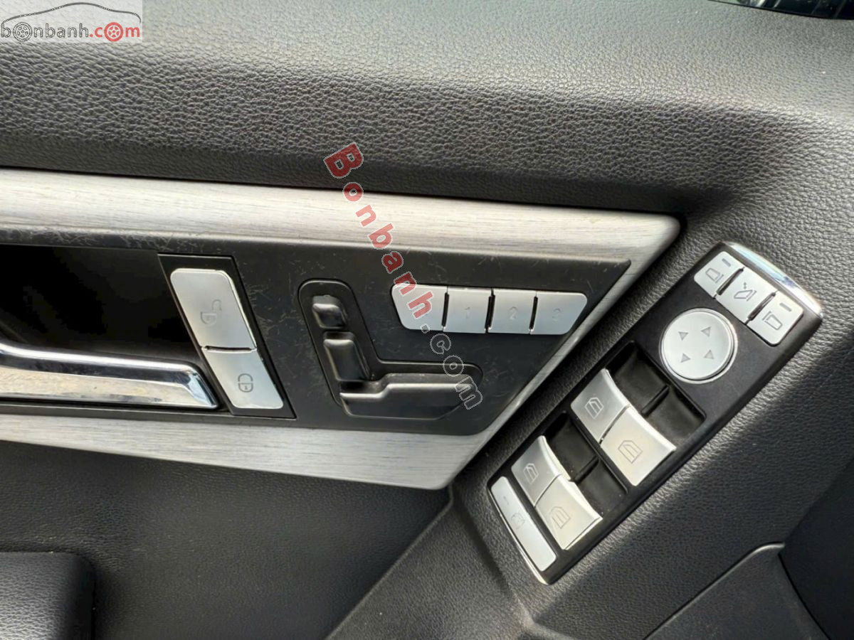 Bán ô tô Mercedes Benz GLK Class 300 4Matic - 2010 - xe cũ