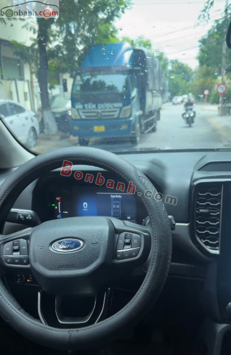 Bán ô tô Ford Everest Ambiente 2.0L 4x2 AT - 2024 - xe cũ