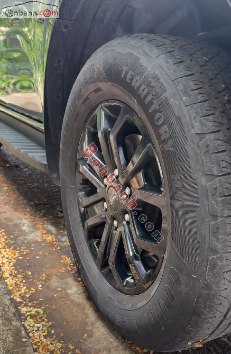Bán ô tô Ford Everest Ambiente 2.0L 4x2 AT - 2024 - xe cũ
