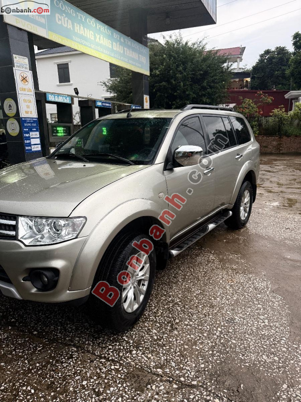 Bán ô tô Mitsubishi Pajero Sport D 4x2 MT - 2014 - xe cũ