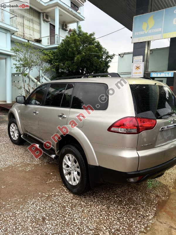 Bán ô tô Mitsubishi Pajero Sport D 4x2 MT - 2014 - xe cũ