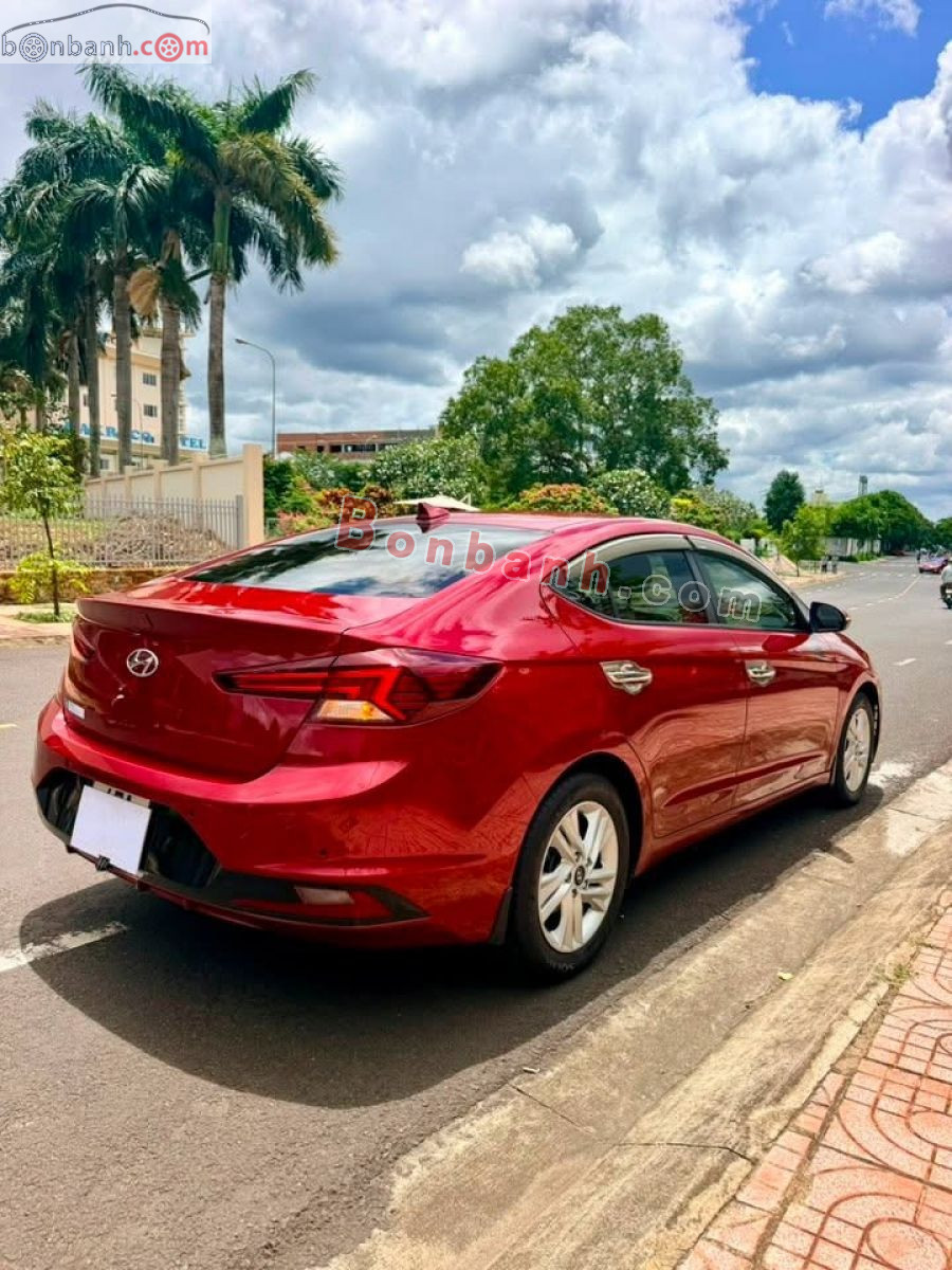 Bán ô tô Hyundai Elantra 1.6 AT - 2019 - xe cũ