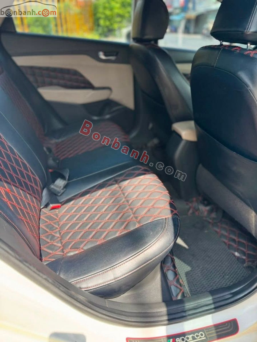 Bán ô tô Hyundai Accent 1.4 AT - 2018 - xe cũ