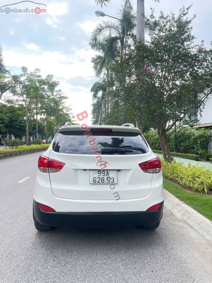 Bán ô tô Hyundai Tucson 2.0 AT 4WD - 2010 - xe cũ