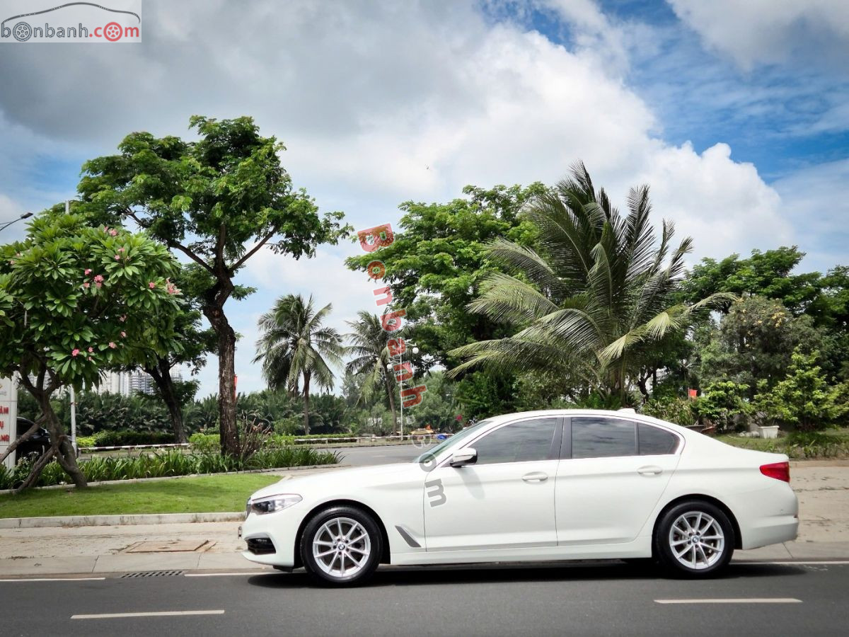 Bán ô tô BMW 5 Series 520i - 2019 - xe cũ