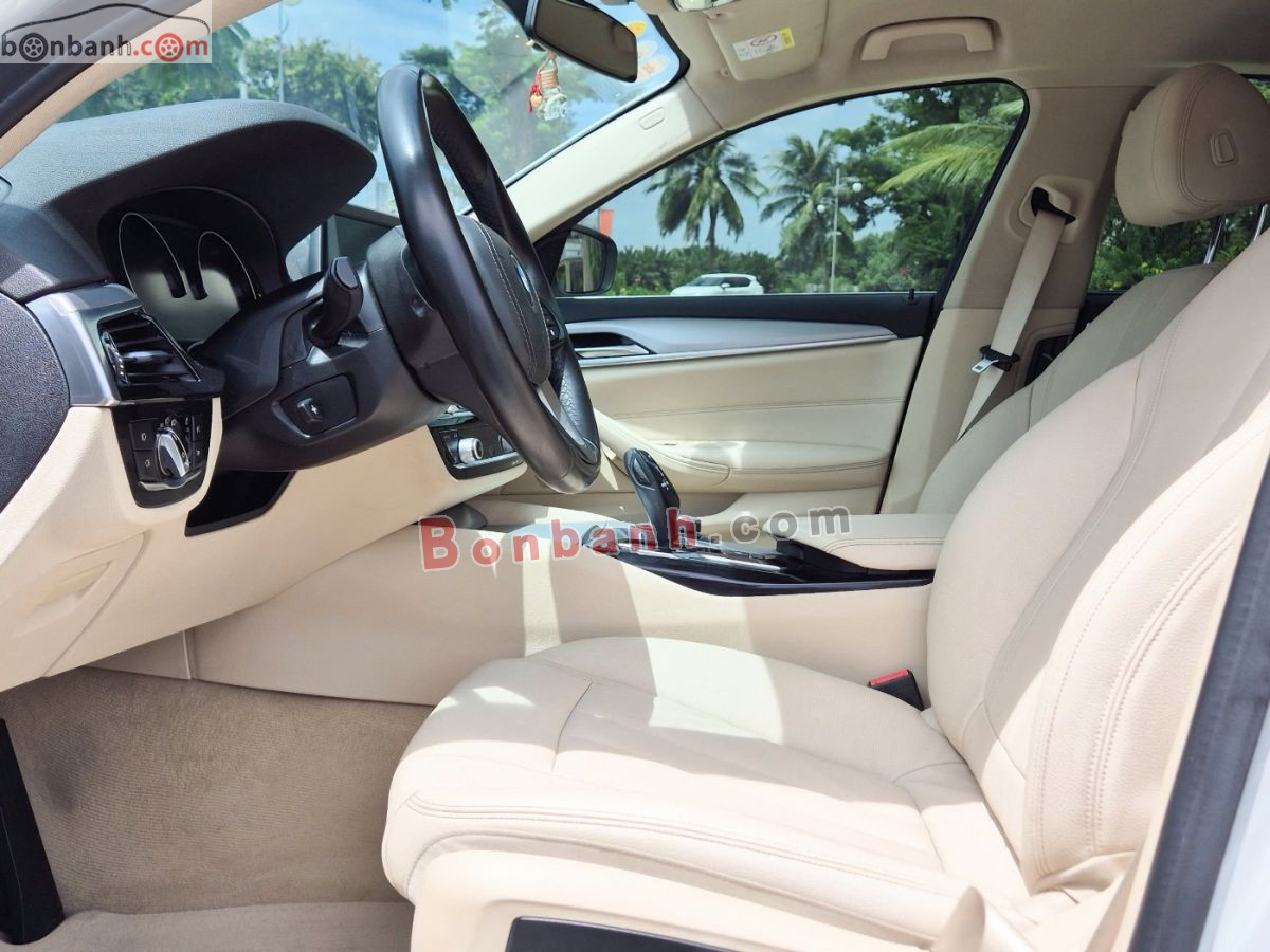 Bán ô tô BMW 5 Series 520i - 2019 - xe cũ