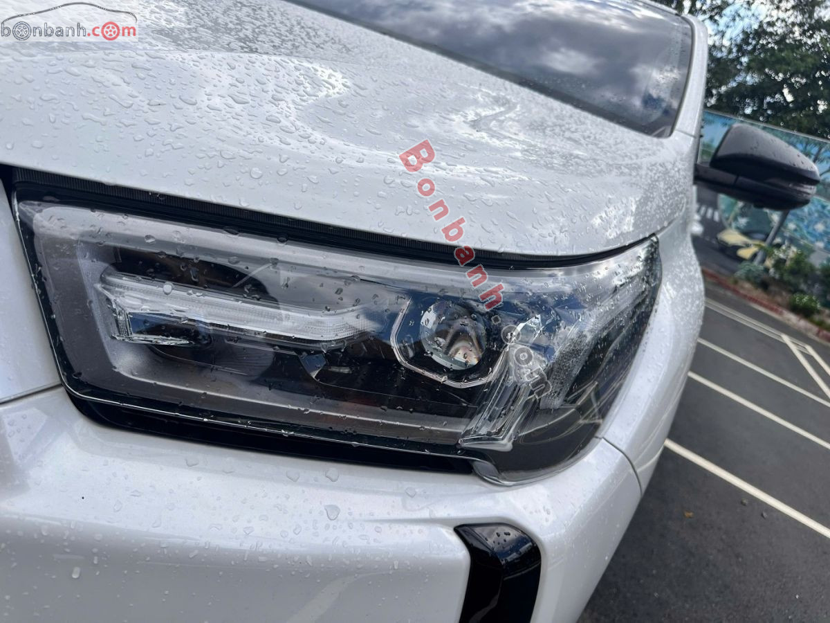 Bán ô tô Toyota Hilux 2.4L 4x2 AT - 2024 - xe cũ