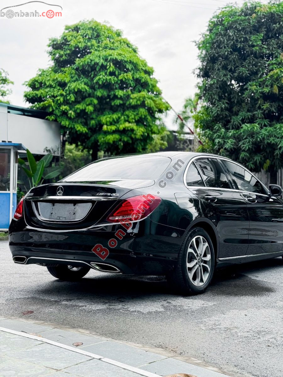 Bán ô tô Mercedes Benz C class C200 - 2018 - xe cũ