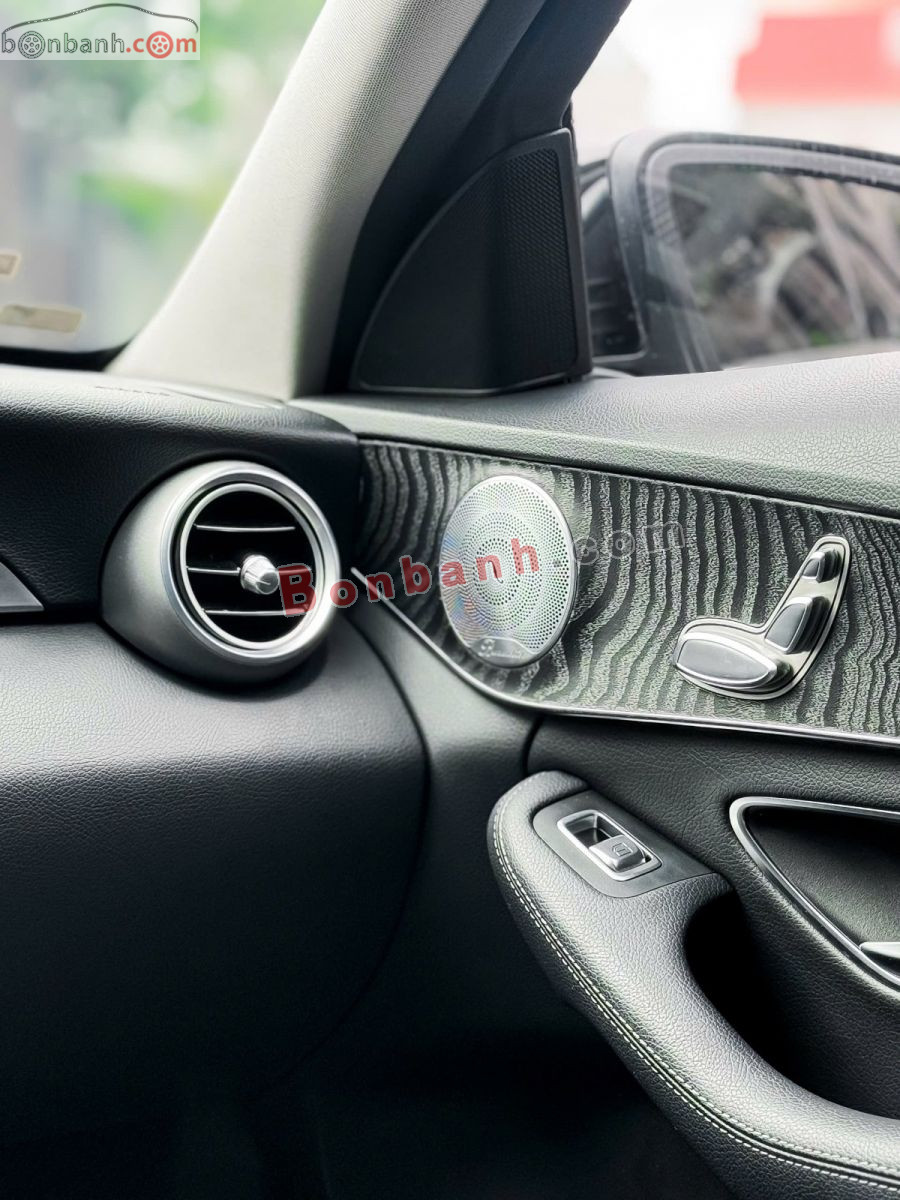 Bán ô tô Mercedes Benz C class C200 - 2018 - xe cũ