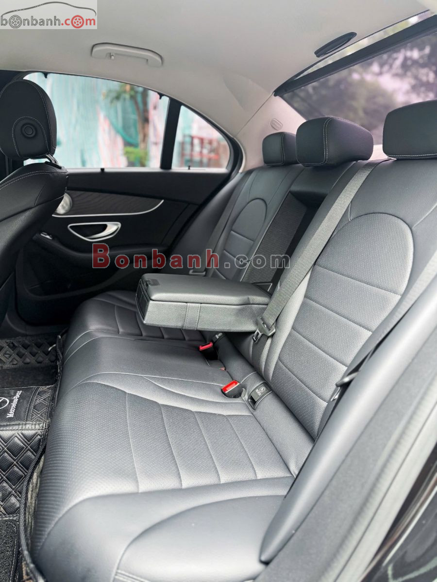 Bán ô tô Mercedes Benz C class C200 - 2018 - xe cũ