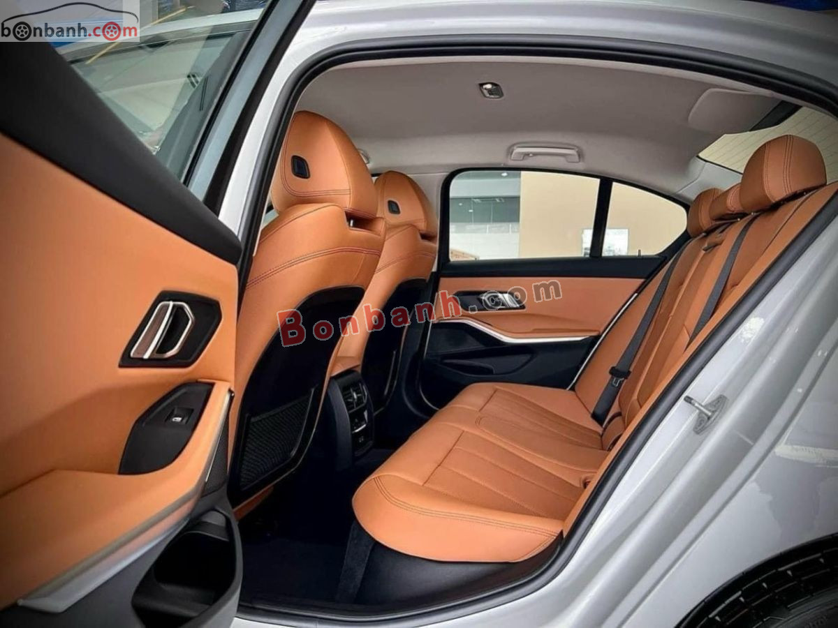 Bán ô tô BMW 3 Series 320i Sport Line - 2025 - xe mới