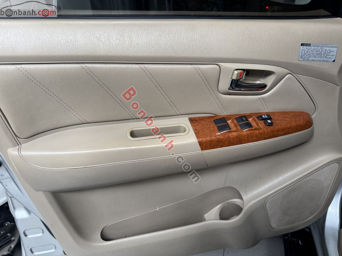 Bán ô tô Toyota Fortuner 2.7V 4x4 AT - 2011 - xe cũ