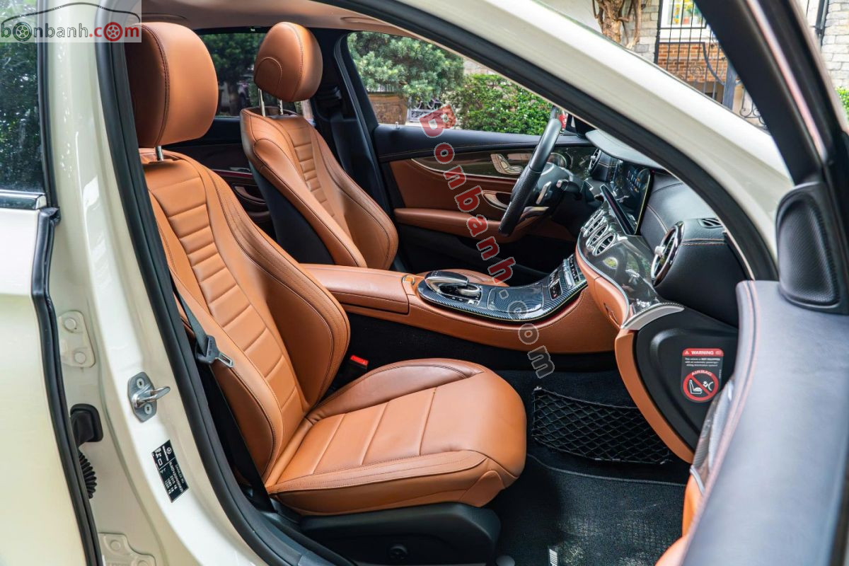 Bán ô tô Mercedes Benz E class E300 AMG - 2017 - xe cũ