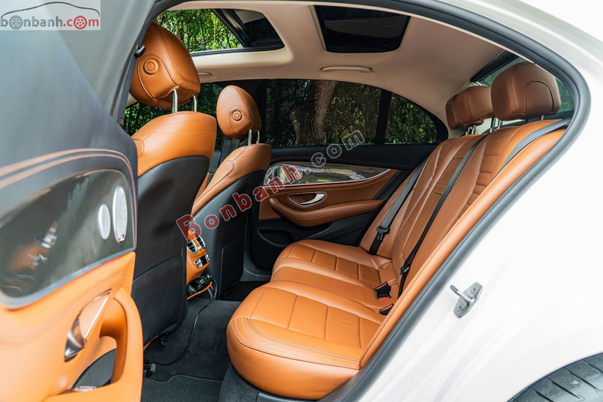 Bán ô tô Mercedes Benz E class E300 AMG - 2017 - xe cũ