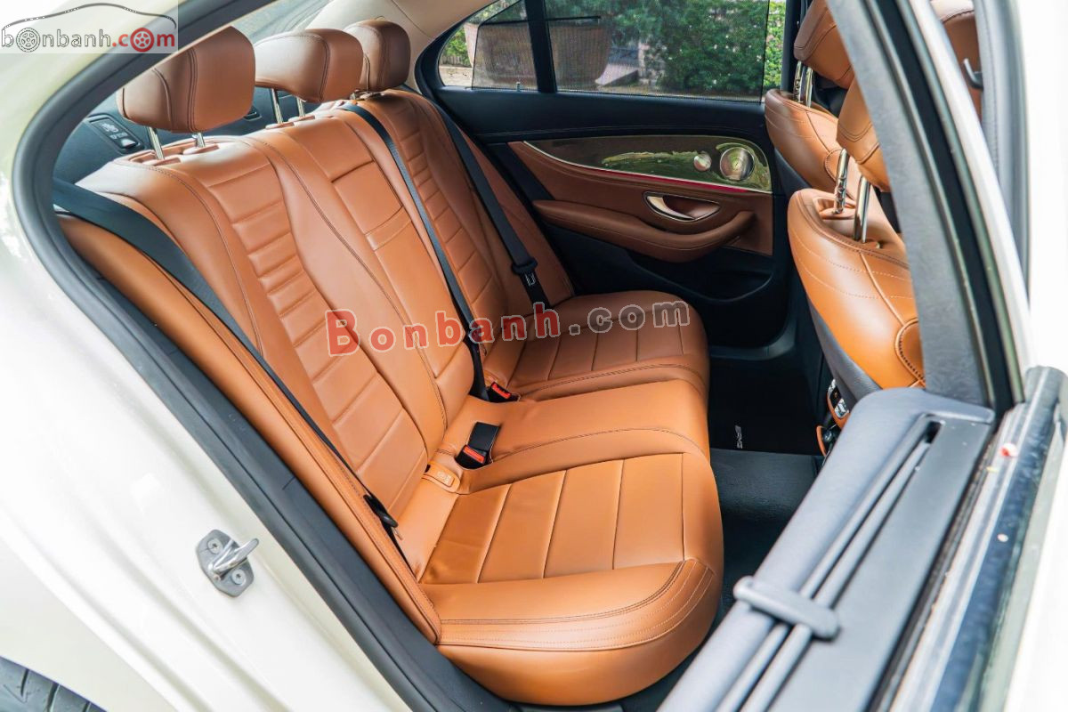 Bán ô tô Mercedes Benz E class E300 AMG - 2017 - xe cũ