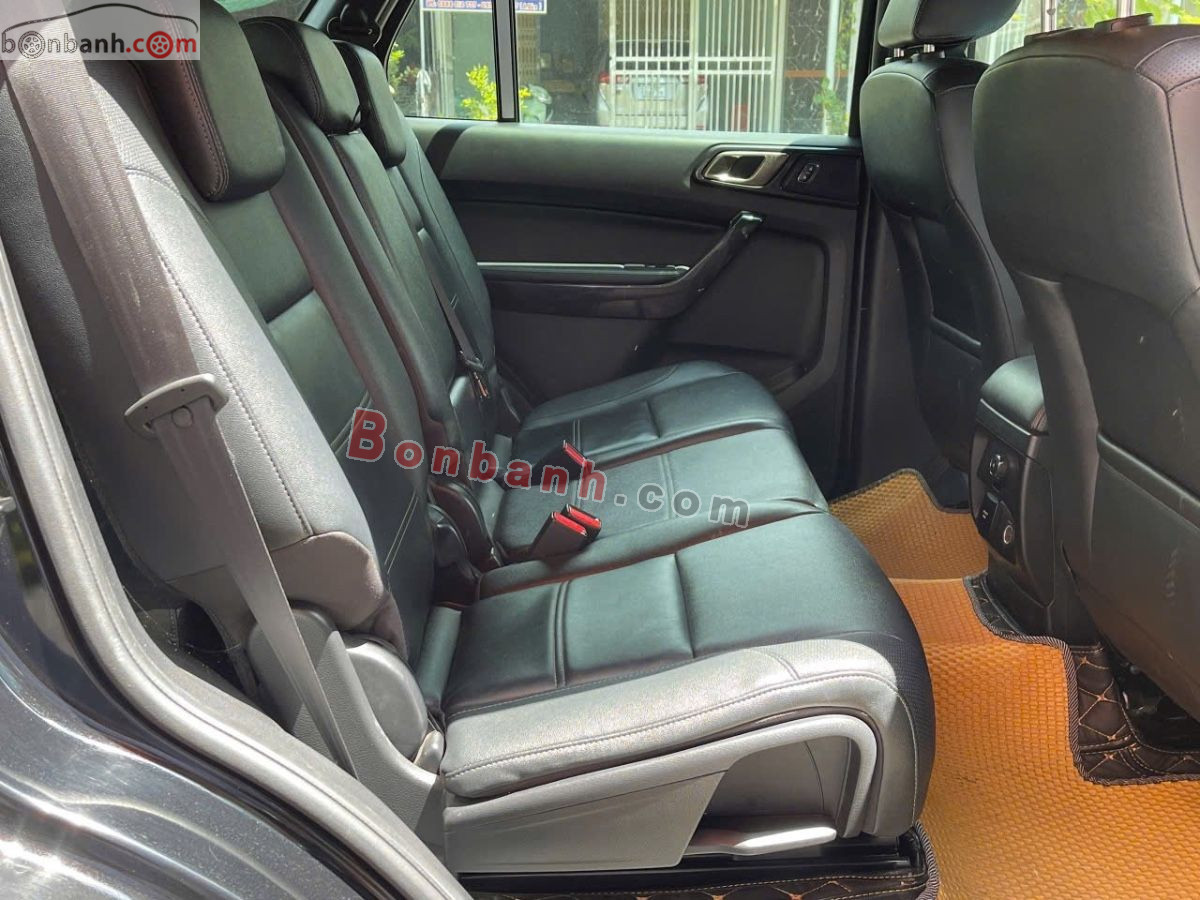 Bán ô tô Ford Everest Titanium 2.0L 4x2 AT - 2021 - xe cũ
