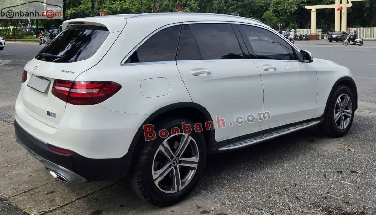 Bán ô tô Mercedes Benz GLC 250 4Matic - 2017 - xe cũ