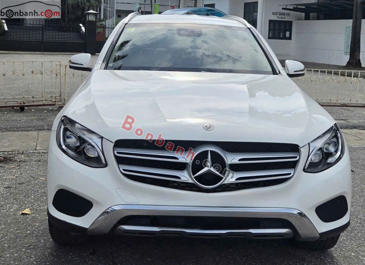 Bán ô tô Mercedes Benz GLC 250 4Matic - 2017 - xe cũ