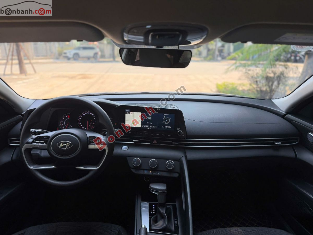 Bán ô tô Hyundai Elantra 1.6 AT Tiêu chuẩn - 2023 - xe cũ