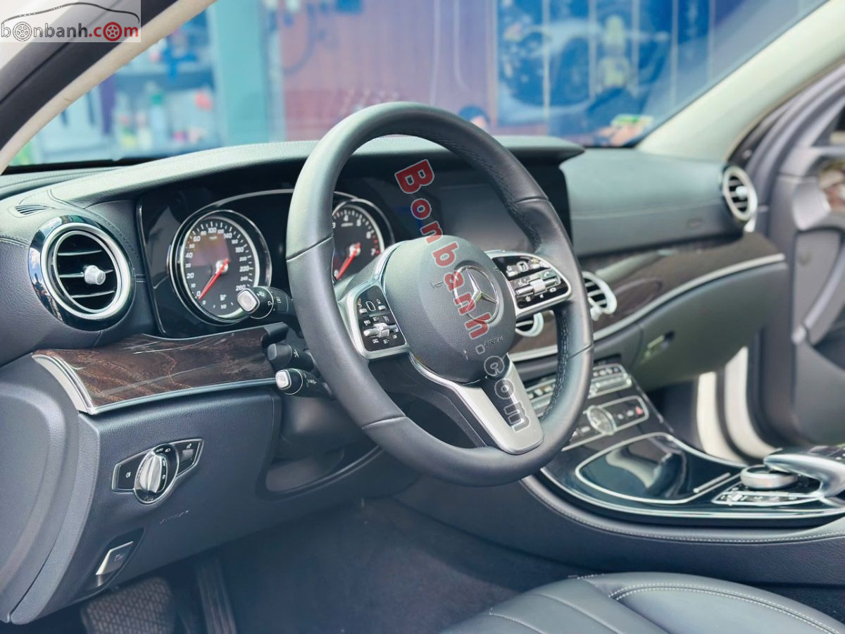 Bán ô tô Mercedes Benz E class E250 - 2017 - xe cũ