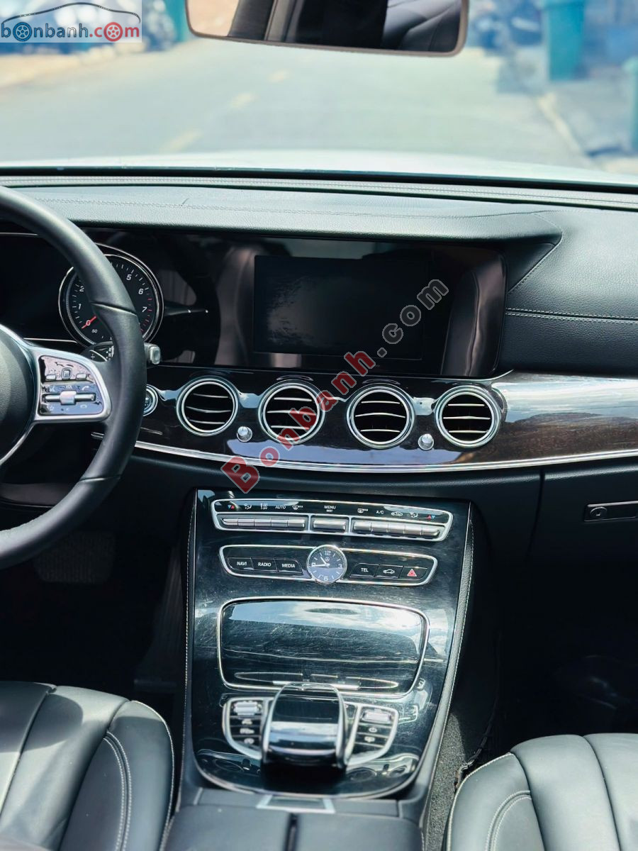 Bán ô tô Mercedes Benz E class E250 - 2017 - xe cũ