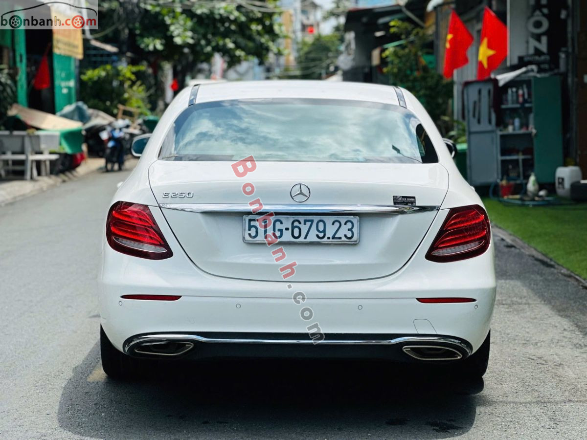 Bán ô tô Mercedes Benz E class E250 - 2017 - xe cũ