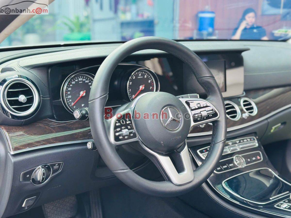 Bán ô tô Mercedes Benz E class E250 - 2017 - xe cũ
