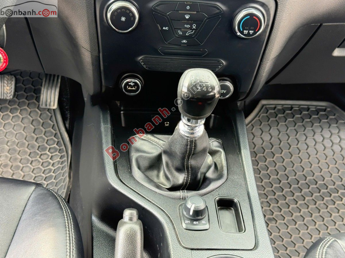 Bán ô tô Ford Ranger XL 2.2L 4x4 MT - 2020 - xe cũ