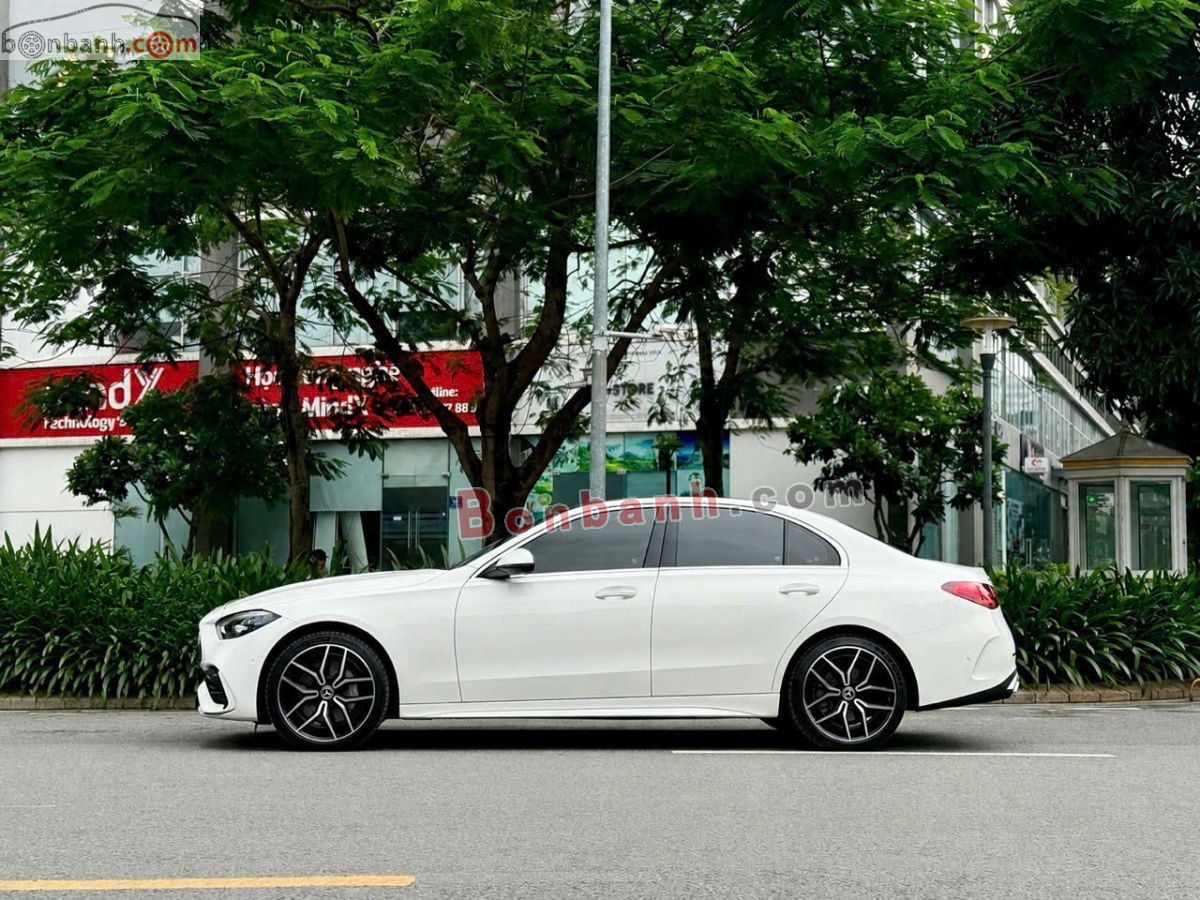 Bán ô tô Mercedes Benz C class C300 AMG - 2022 - xe cũ