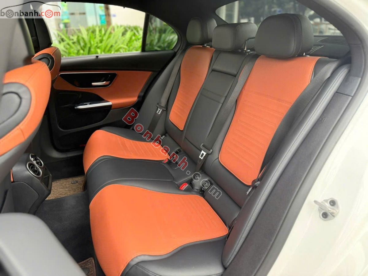Bán ô tô Mercedes Benz C class C300 AMG - 2022 - xe cũ