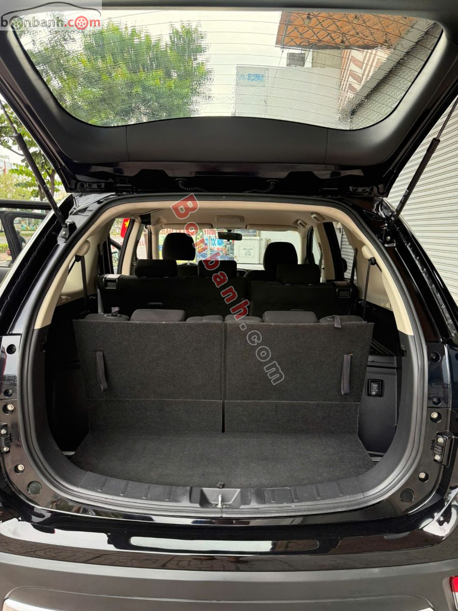 Bán ô tô Mitsubishi Outlander 2.0 CVT - 2019 - xe cũ