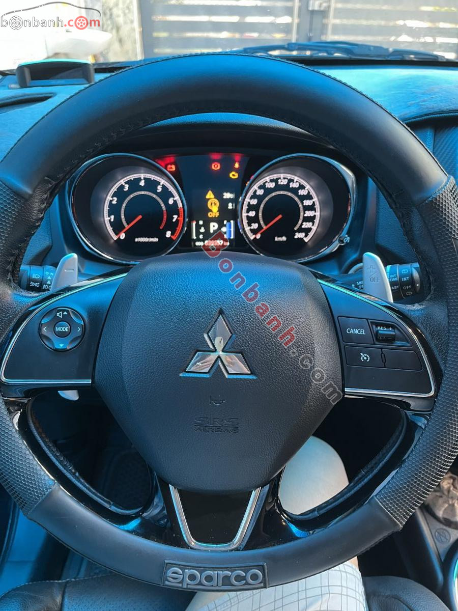 Bán ô tô Mitsubishi Outlander Sport 2.0 CVT Premium - 2016 - xe cũ