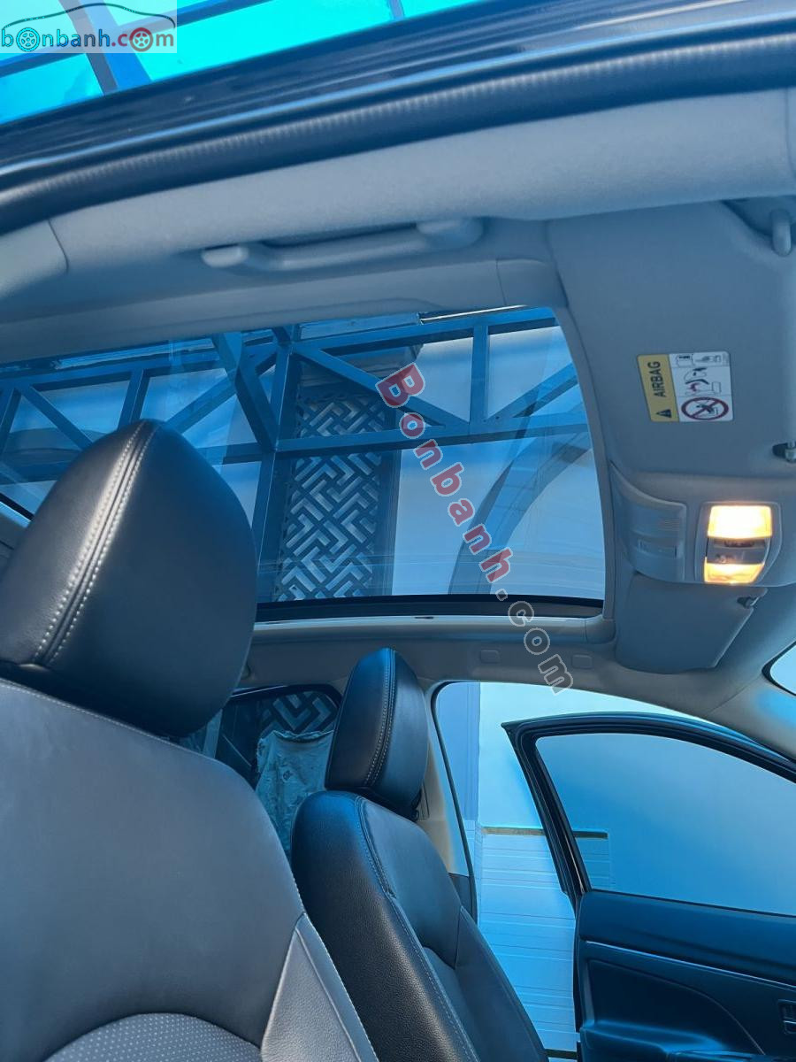 Bán ô tô Mitsubishi Outlander Sport 2.0 CVT Premium - 2016 - xe cũ