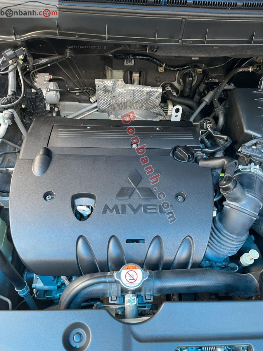 Bán ô tô Mitsubishi Outlander Sport 2.0 CVT Premium - 2016 - xe cũ