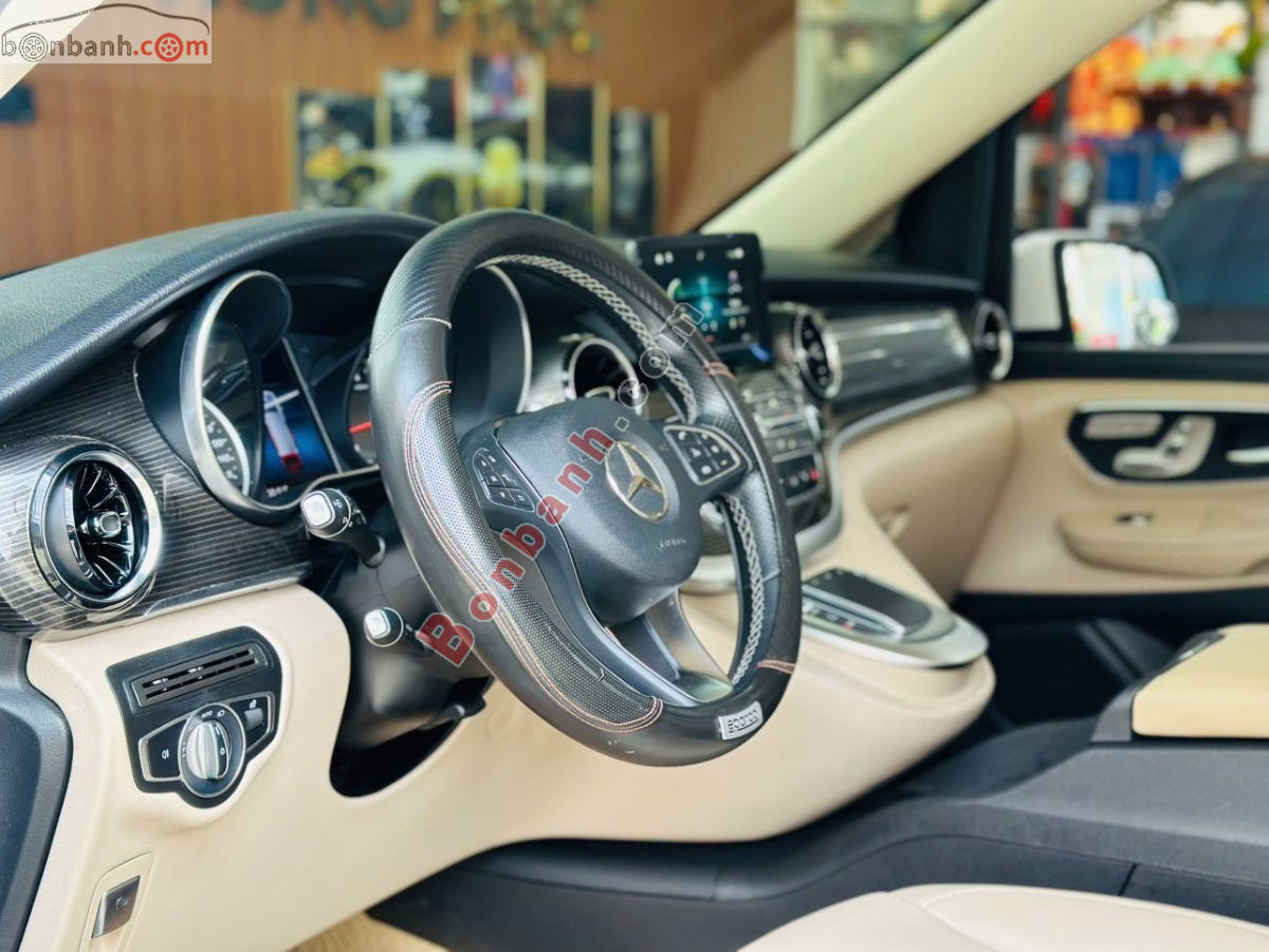 Bán ô tô Mercedes Benz V class V250 Luxury - 2021 - xe cũ