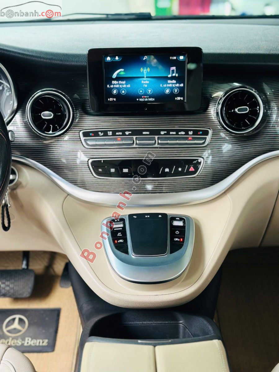 Bán ô tô Mercedes Benz V class V250 Luxury - 2021 - xe cũ